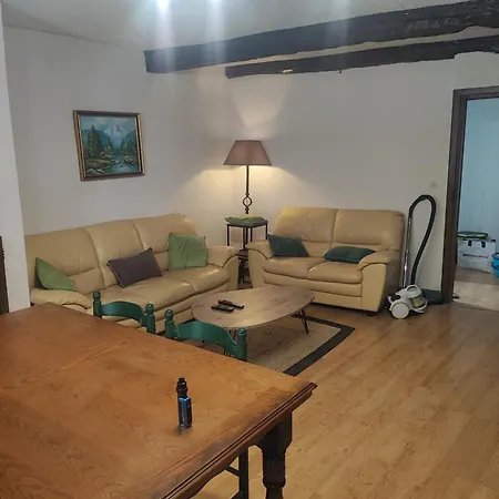 Maison De Village بيت للعطل *